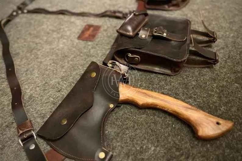 brown bushcraft leather belt kit, handmade brown leather tool belt, leather bushcraft belt with pouches, genuine cowhide leather outdoor belt kit, rustic brown leather survival belt