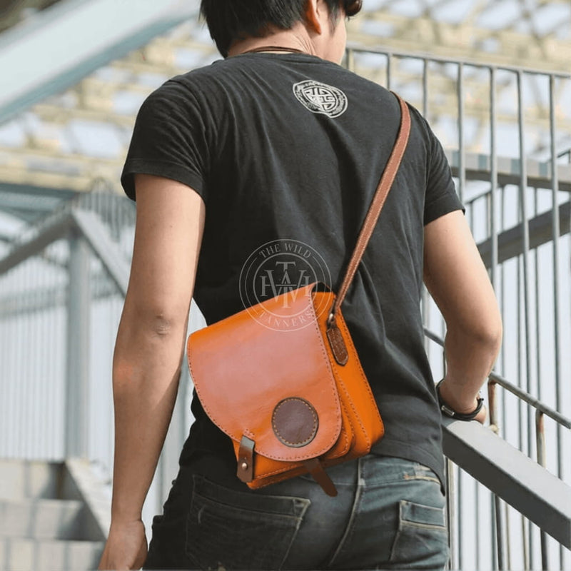 Bruce Messenger Bag, Leather Crossbody Bag, Leather bag