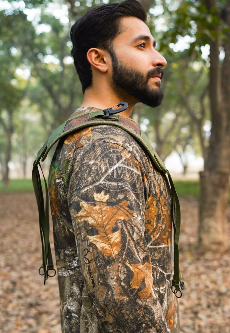 Sturdy Canvas Game Carrier with 8-Bird Hanger Strap