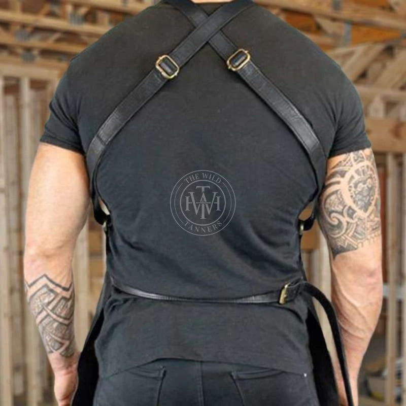 leather apron, leather woodworking apron, leather butcher apron, leather chef apron, leather blacksmith apron, leather barber apron, leather bbq apron, leather carpenters apron, leather welding apron, black leather apron