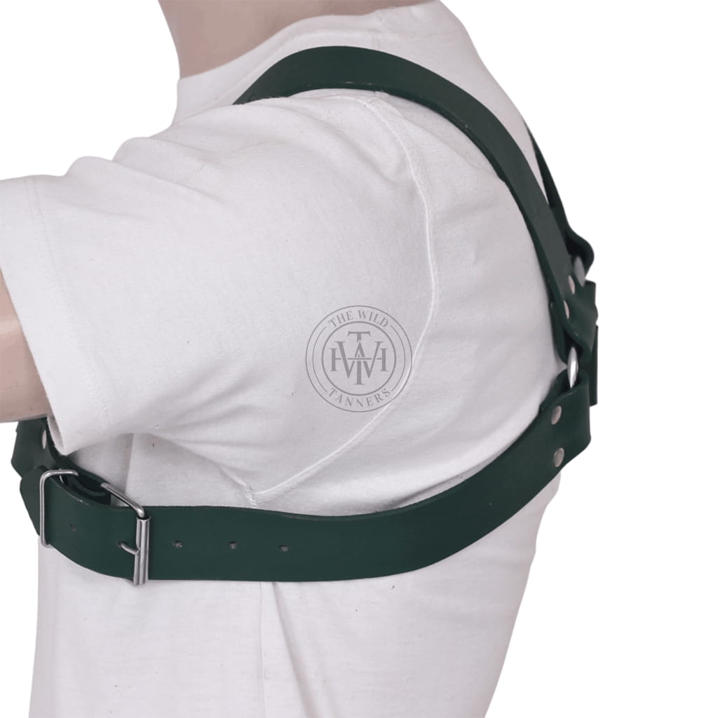 green leather gay mens harness with c-rings and centered d-ring