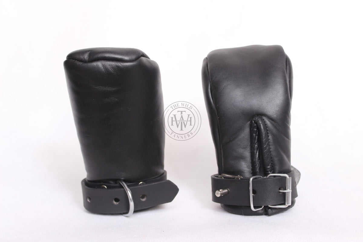 Genuine leather bondage gloves, view 4