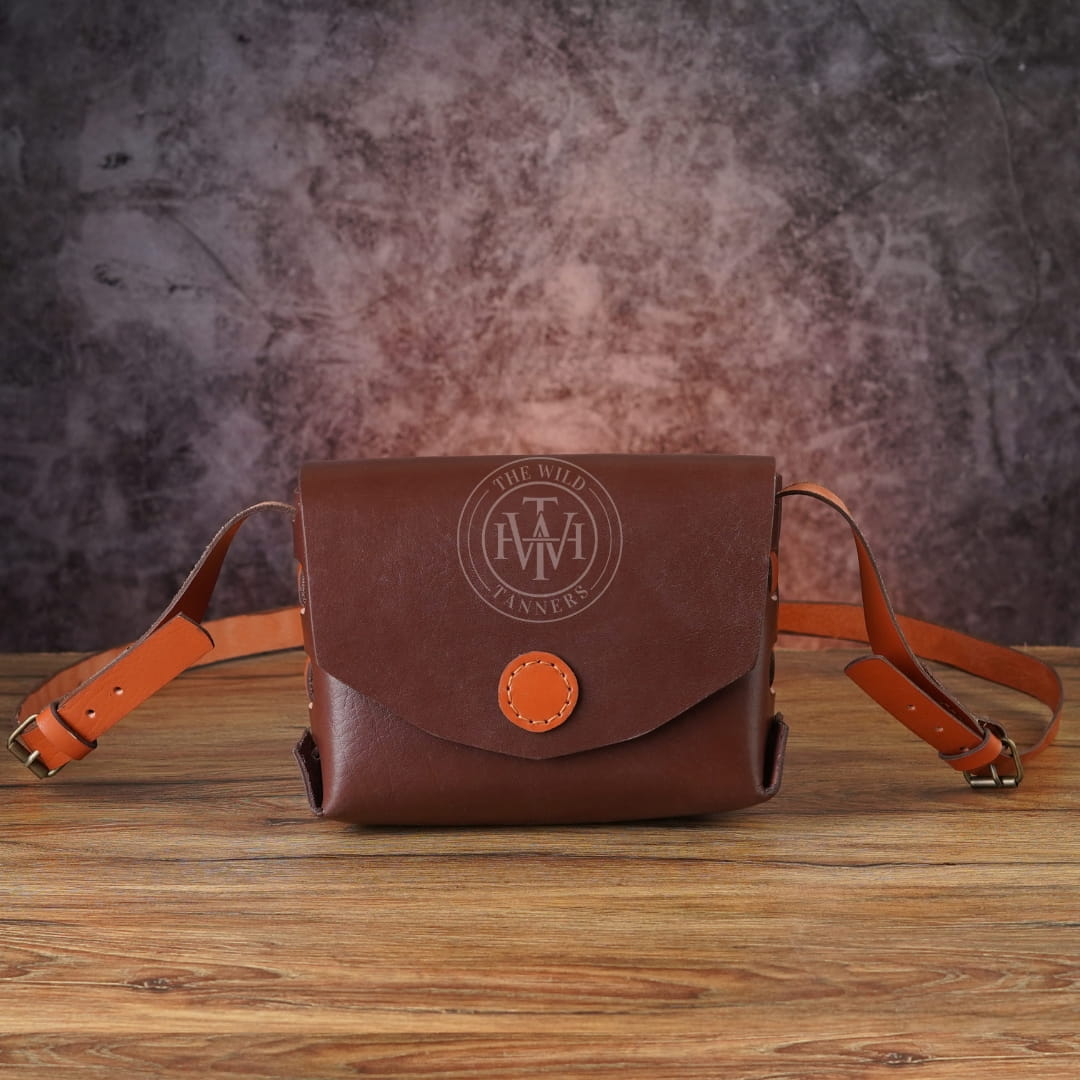 Genuine Classic Leather Cindy Crossbody Bag, view 5