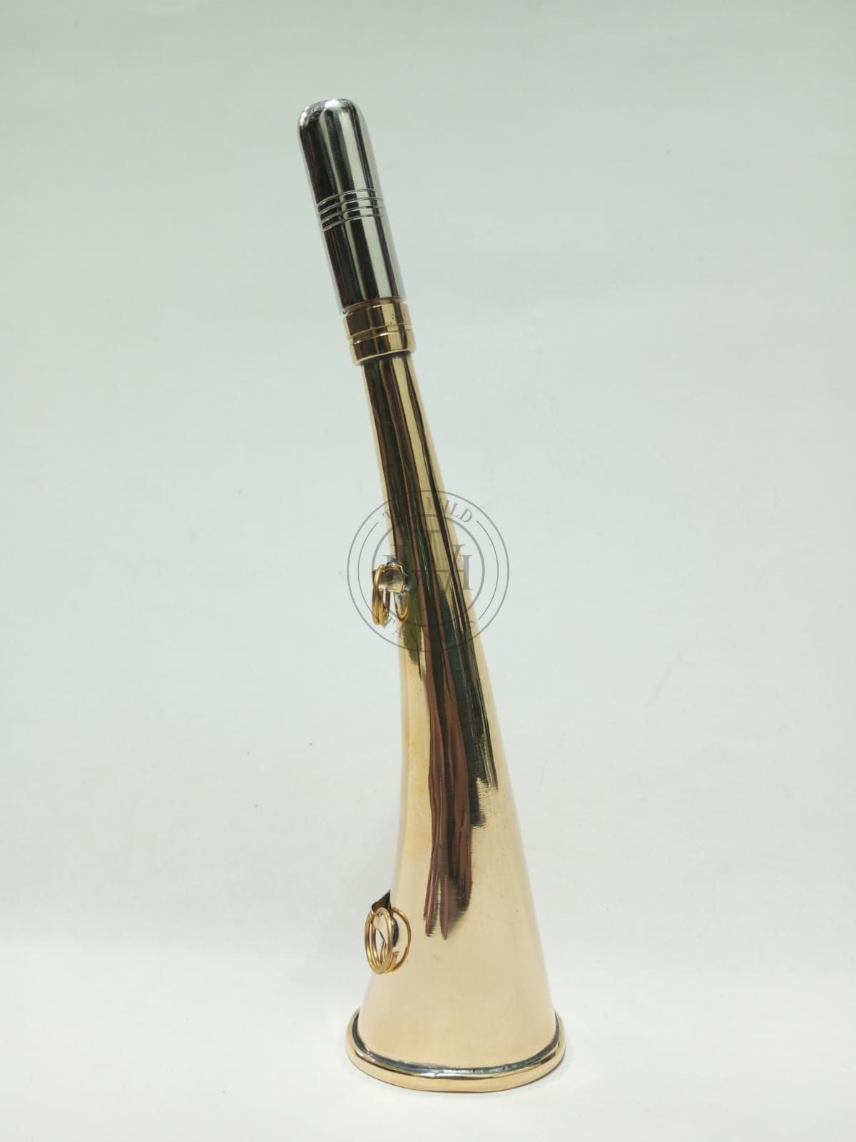 Solid brass fox hunting horn, view 4