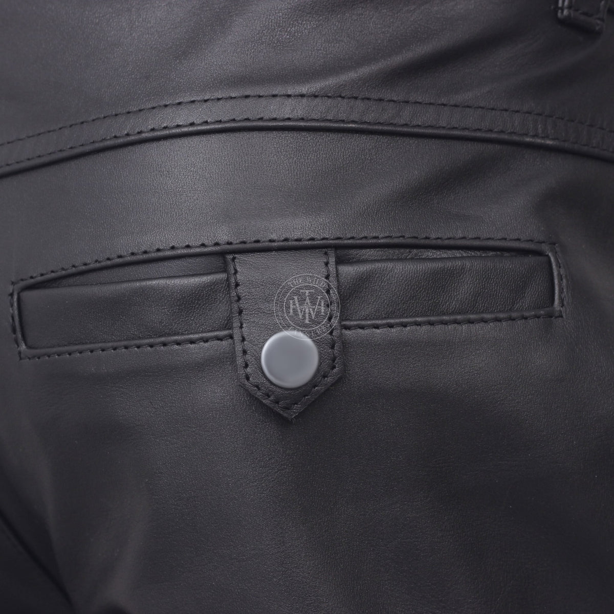 Stylish Mens Leather Cargo Shorts For Every Occasion, view 7