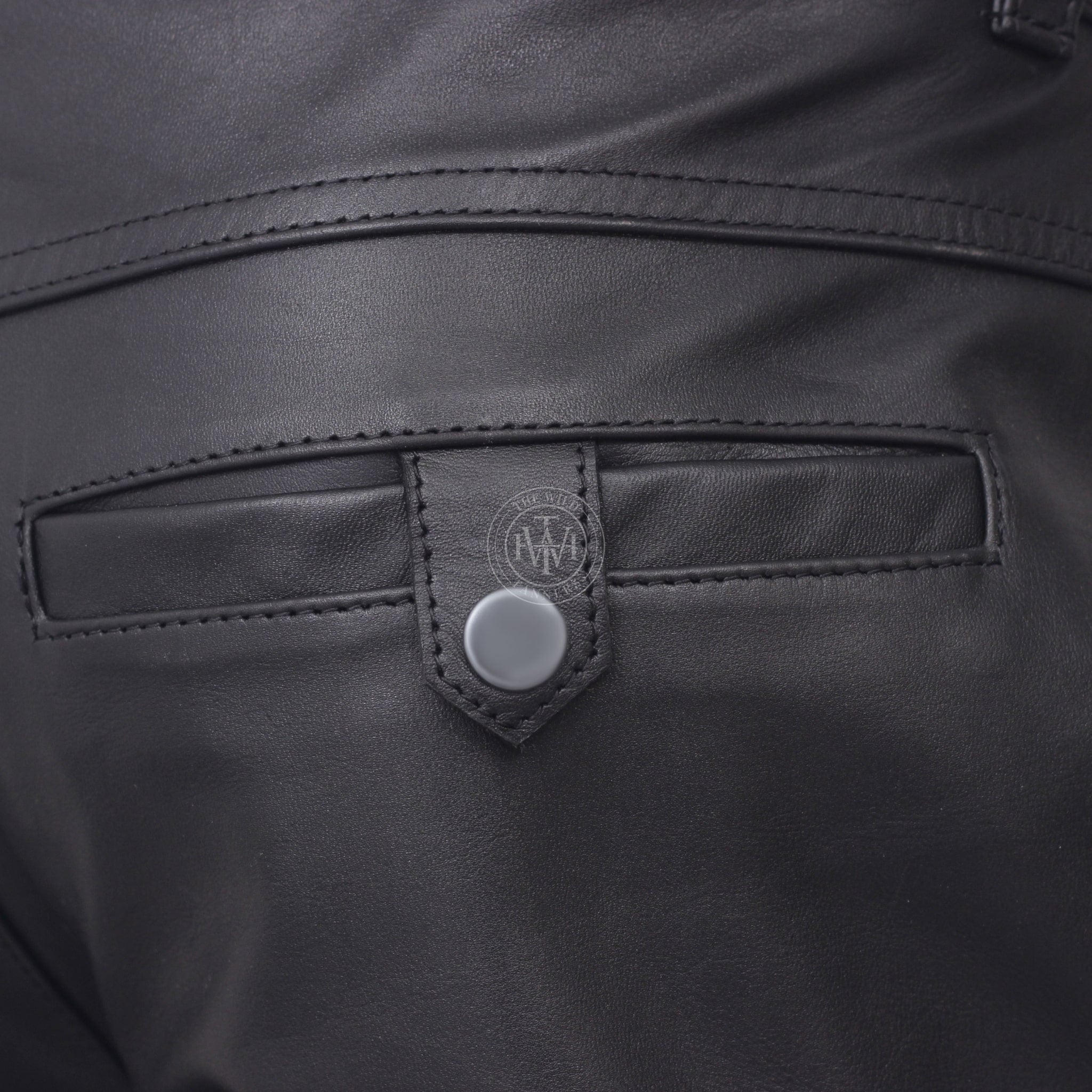 leather shorts, leather shorts bondage, leather shorts bdsm, leather gay shorts, gay leather shorts, leather cargo shorts