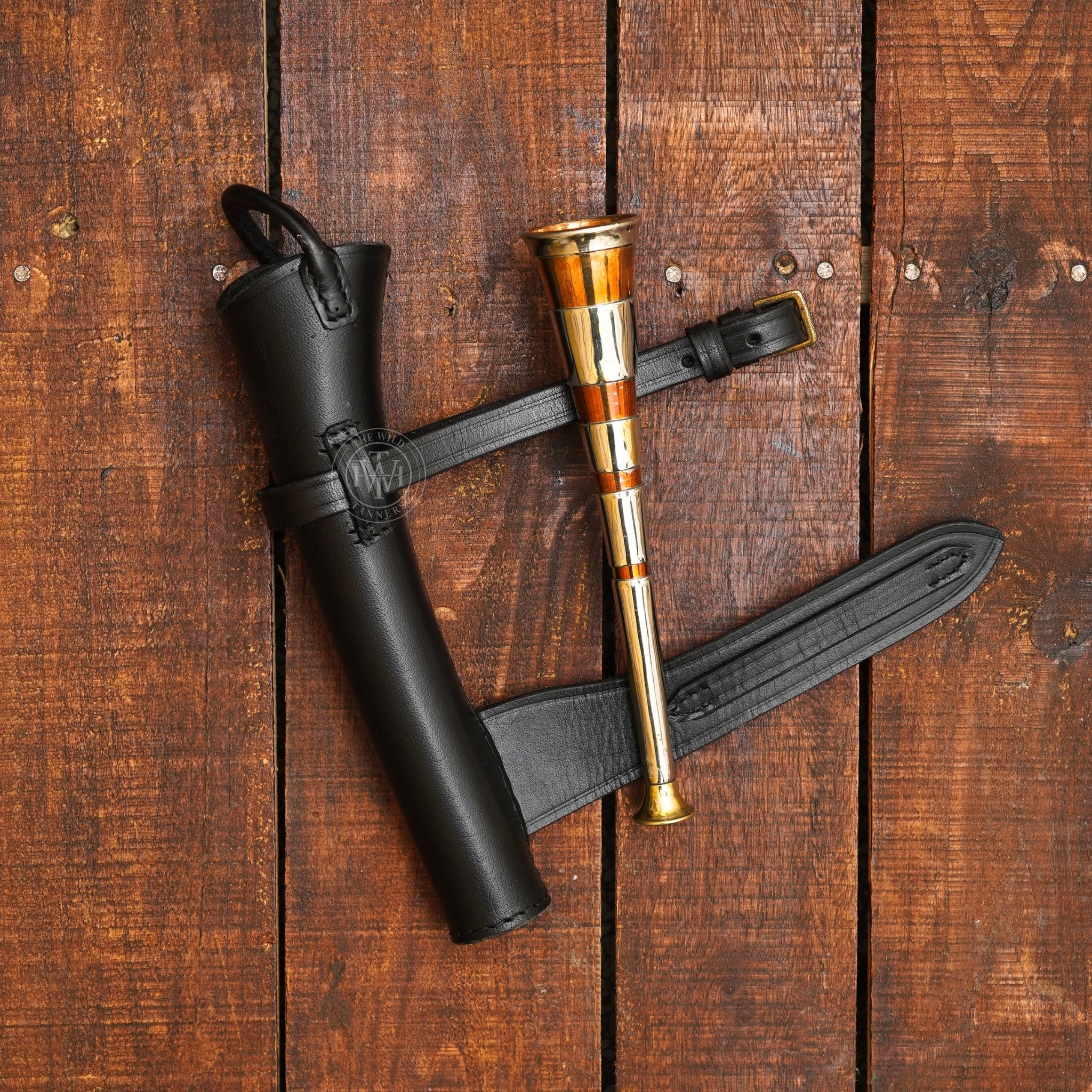Fox Hunting Horn with Leather Case, Hunting Horn with Leather Case,  Hunting Horn with Case, 1 band horn, 3 band horn, 4 band horn, fox hunting horn for sale, Fox Hunting Copper Horn