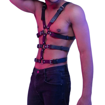 leather mens bondage harness with central o rings